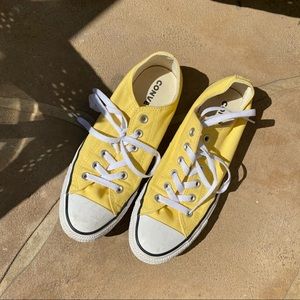 Like-New Yellow Converse